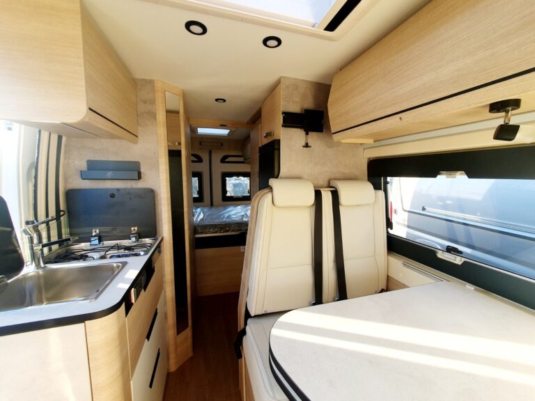 0000013720_fourgon_rapido_v55_peugeot_2_2l_140cv_bva_202613