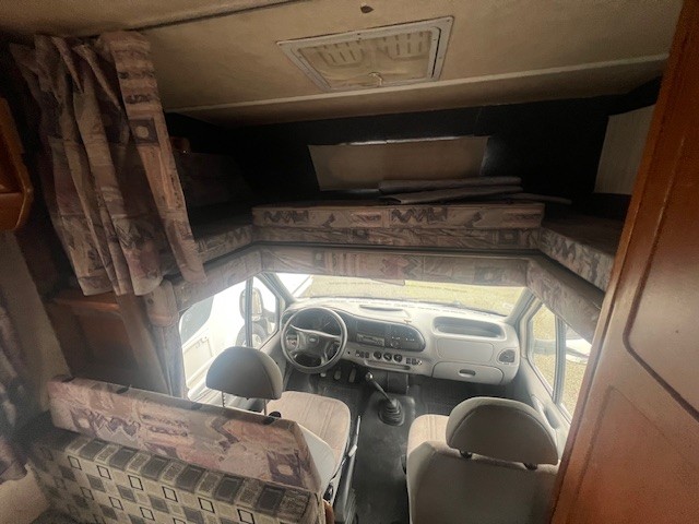 0000014960_capucine_challenger_280_ford_2_5l_85cv_19957