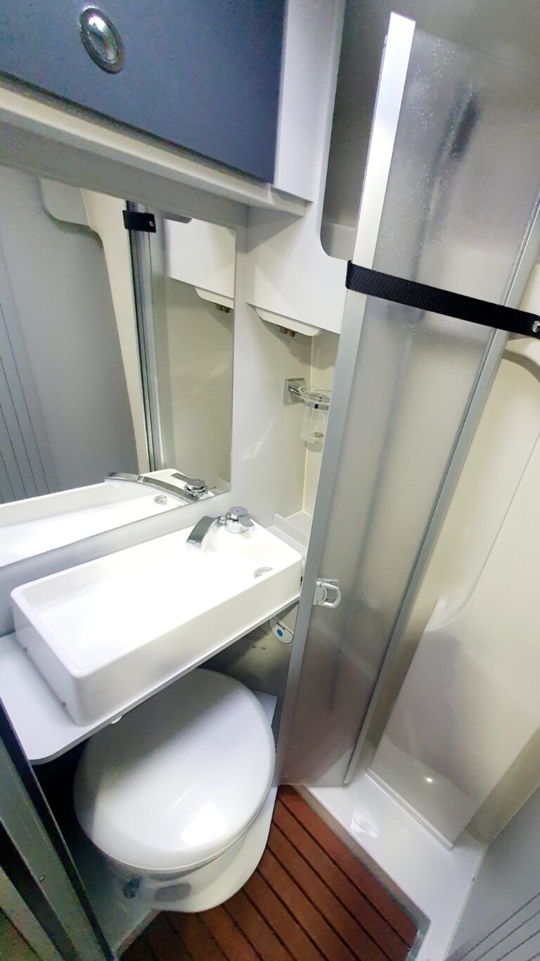 0000000298_fourgon_font_vendome_leadervan_duo_fiat_2_3l_140cv_20217