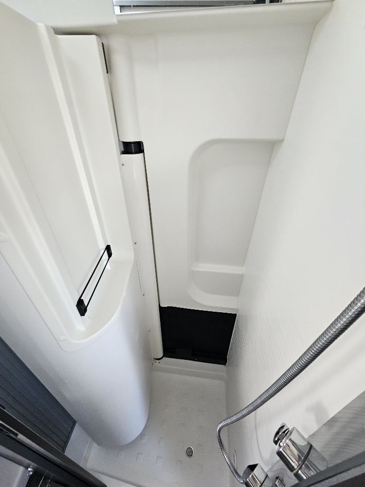 0000010153_fourgon_dreamer_d51_fun_ford_2_0l_170cv_auto_20238