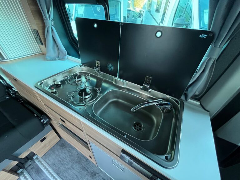 0000010187_van_pilote_cv_500_bc_renault2_0l150cv_dci_bva_20236