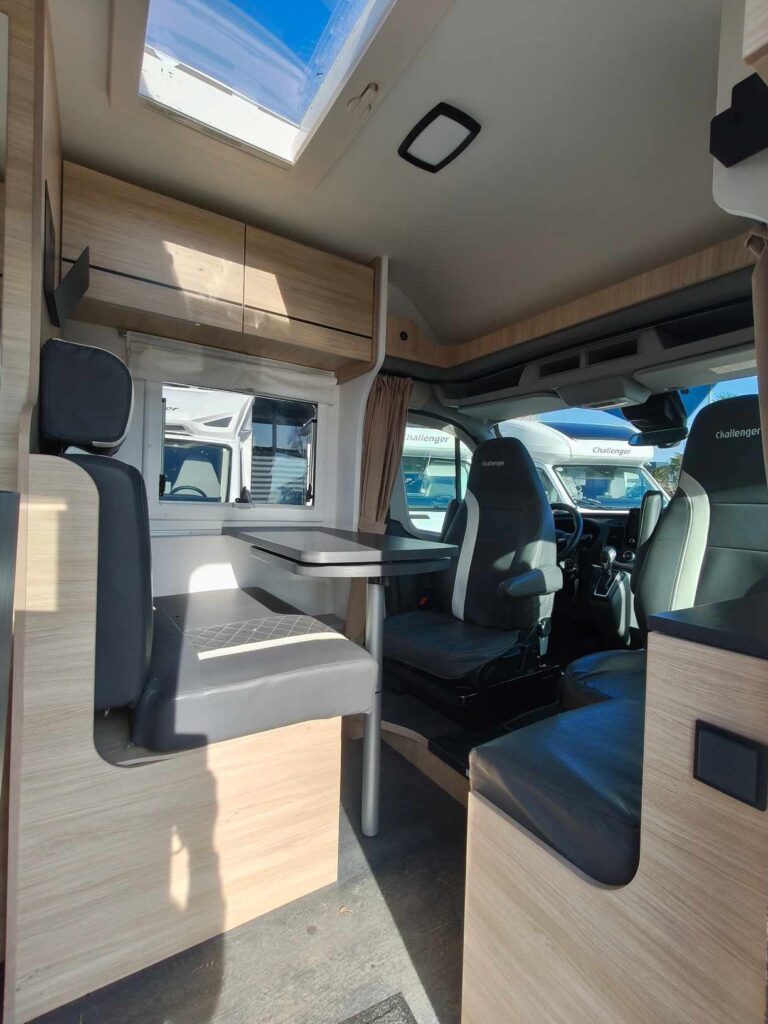 0000011189_profile_challenger_s_217_ga_sport_edition_ford_2_0l_170cv_bva_20235