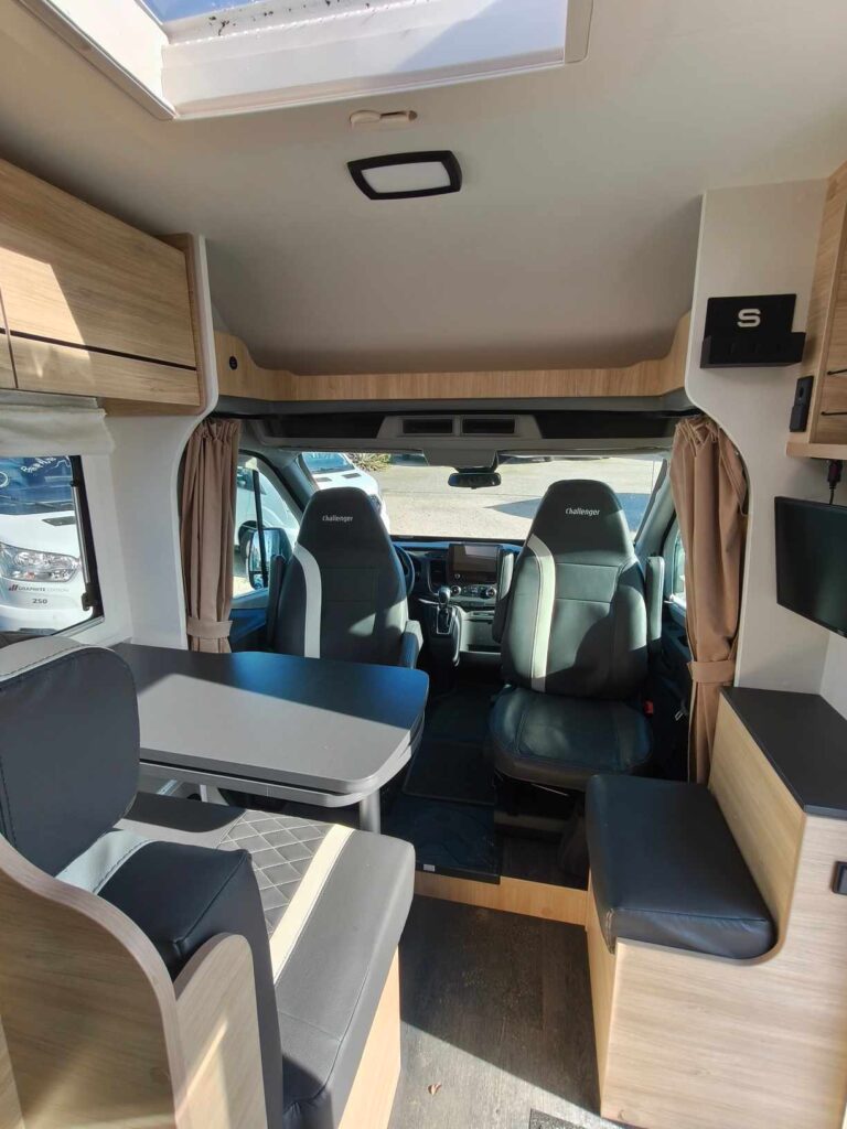 0000011189_profile_challenger_s_217_ga_sport_edition_ford_2_0l_170cv_bva_20236