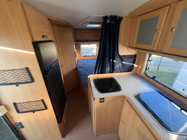 0000014885_profile_dethleffs_advantage_t6501_2_3l_jtd_110ch_20037