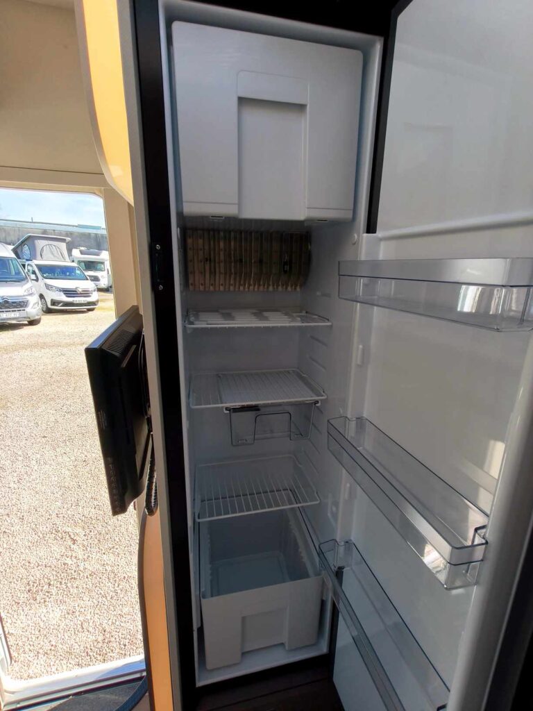 0000015102_profile_etrusco_t7400qbc_citroen_2_3l_140cv_20239