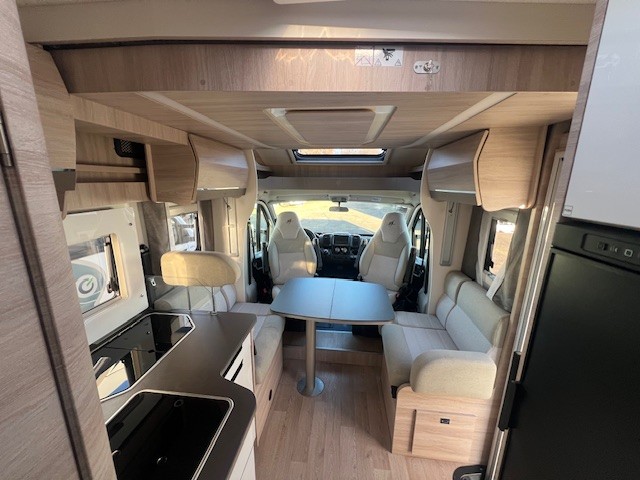 0000008922_profile_rapido_686f_fiat_ducato_2_2l_140cv_20229