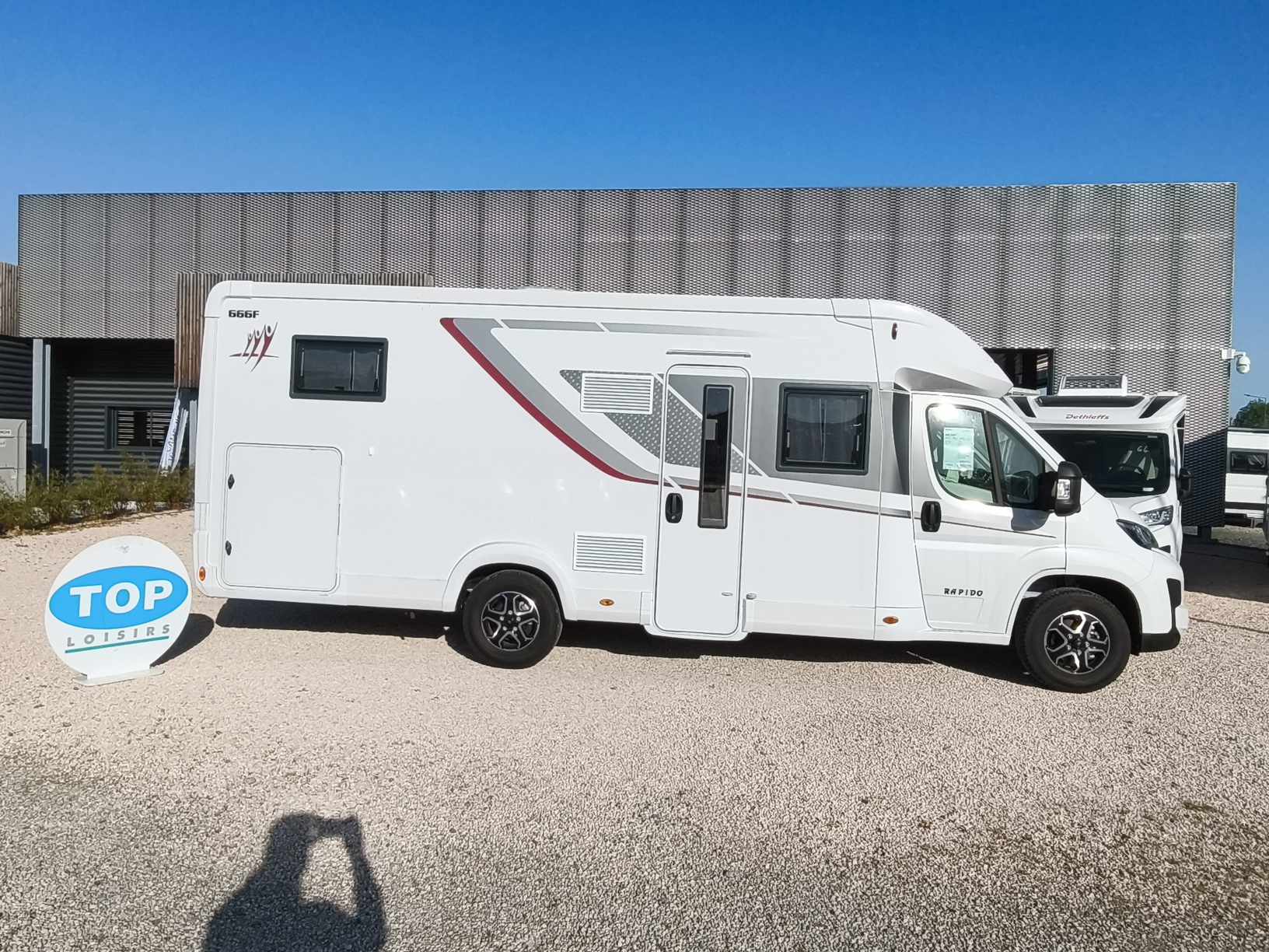 CAMPING CAR RAPIDO 666 F