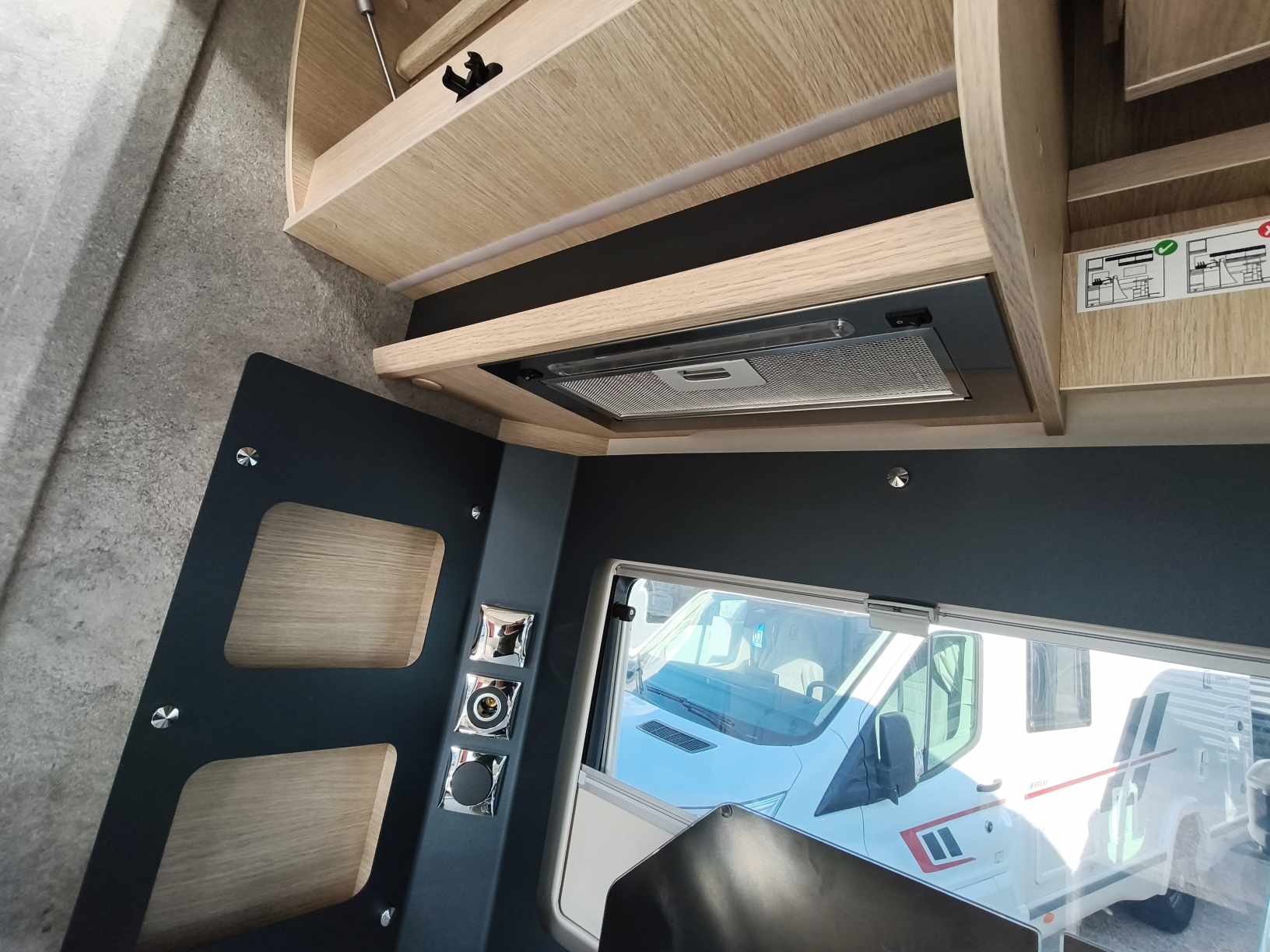 CAMPING CAR RAPIDO 666 F