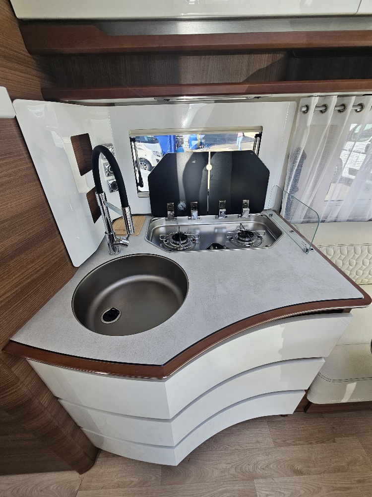 CAMPING CAR RAPIDO I 96 M