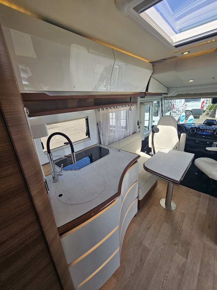 CAMPING CAR RAPIDO I 96 M