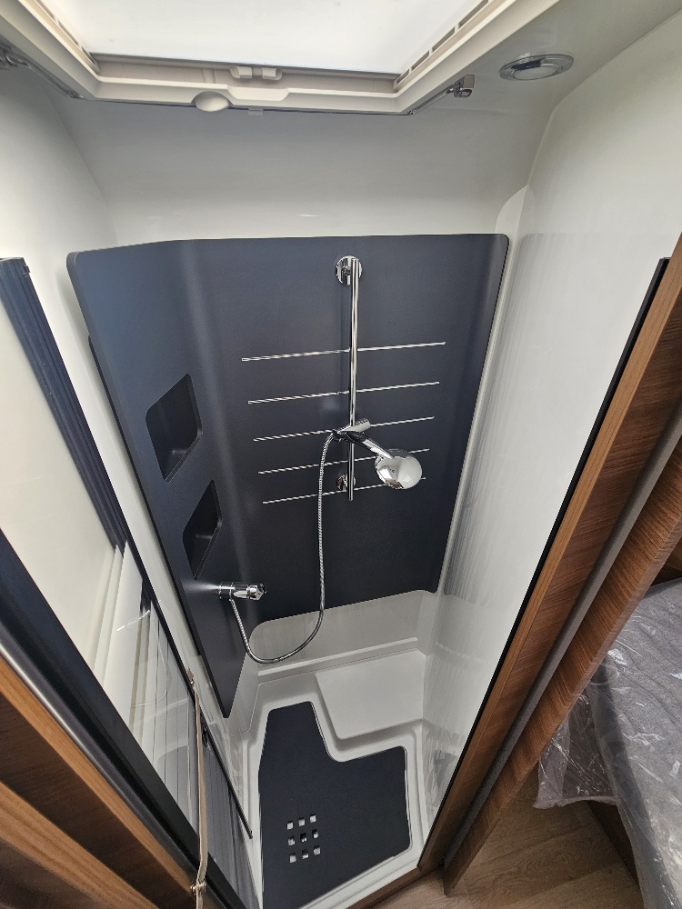 CAMPING CAR RAPIDO I 96 M