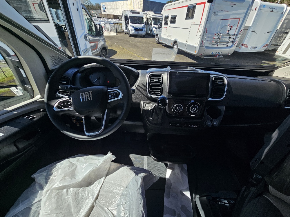 CAMPING CAR CHALLENGER 318 ANNIVERSARY