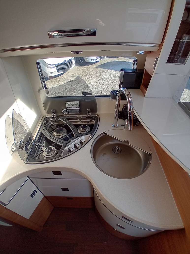 CAMPING CAR CARTHAGO CHIC C-LINE I 5.0 QB L