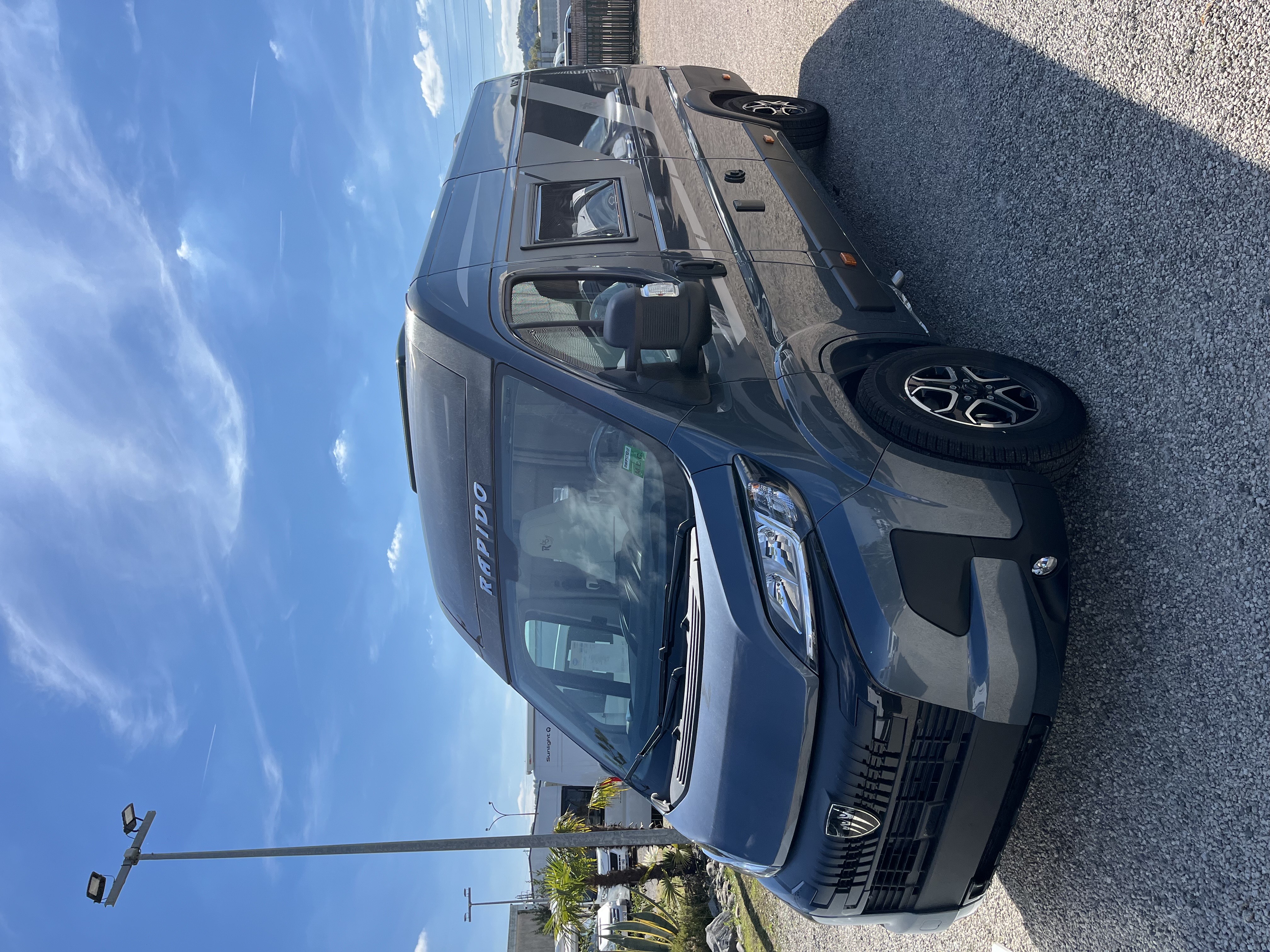 FOURGON RAPIDO V62 65ANS