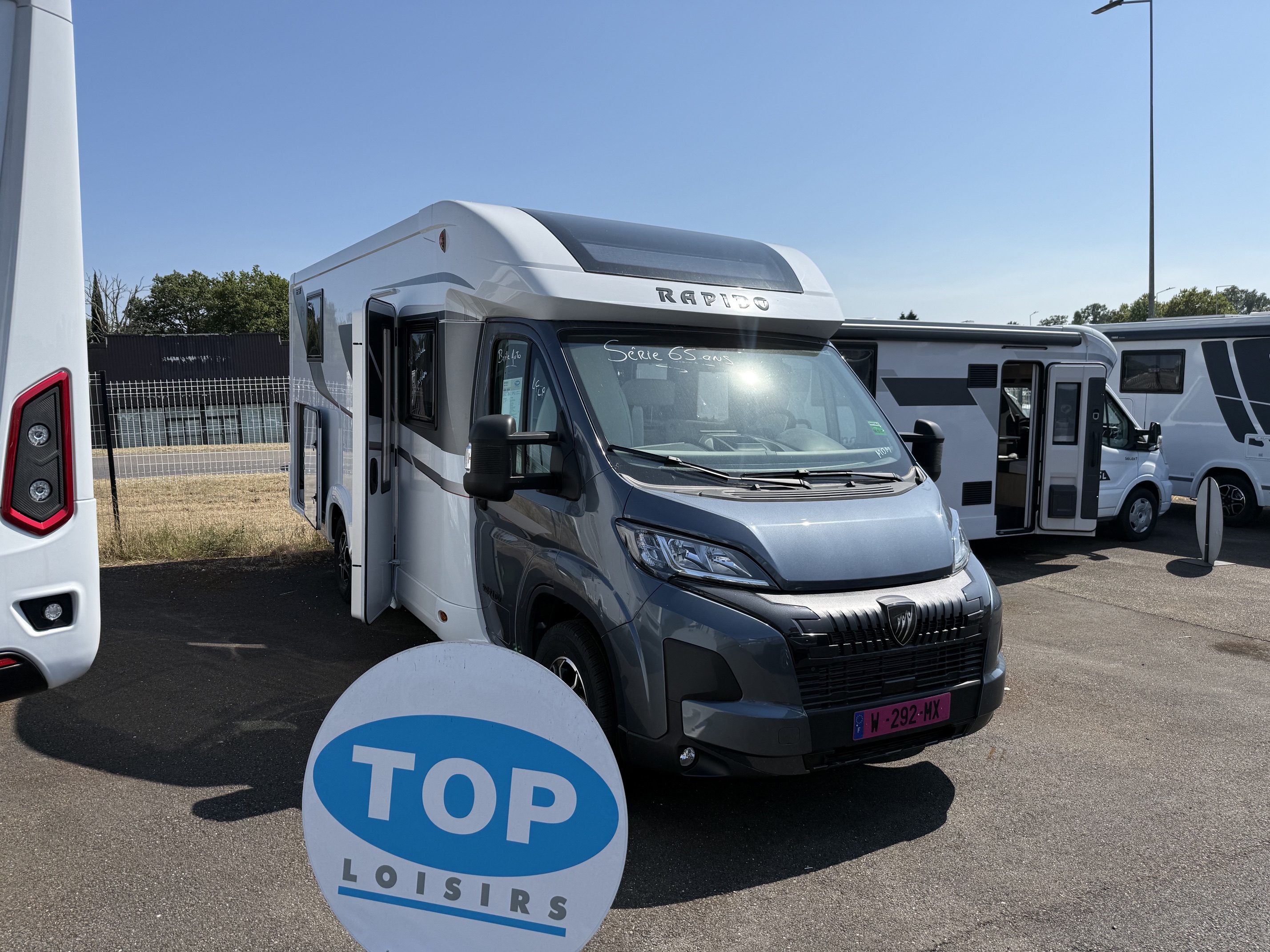 CAMPING CAR RAPIDO 696F 65ANS