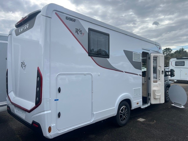 CAMPING CAR RAPIDO 696F 65ANS