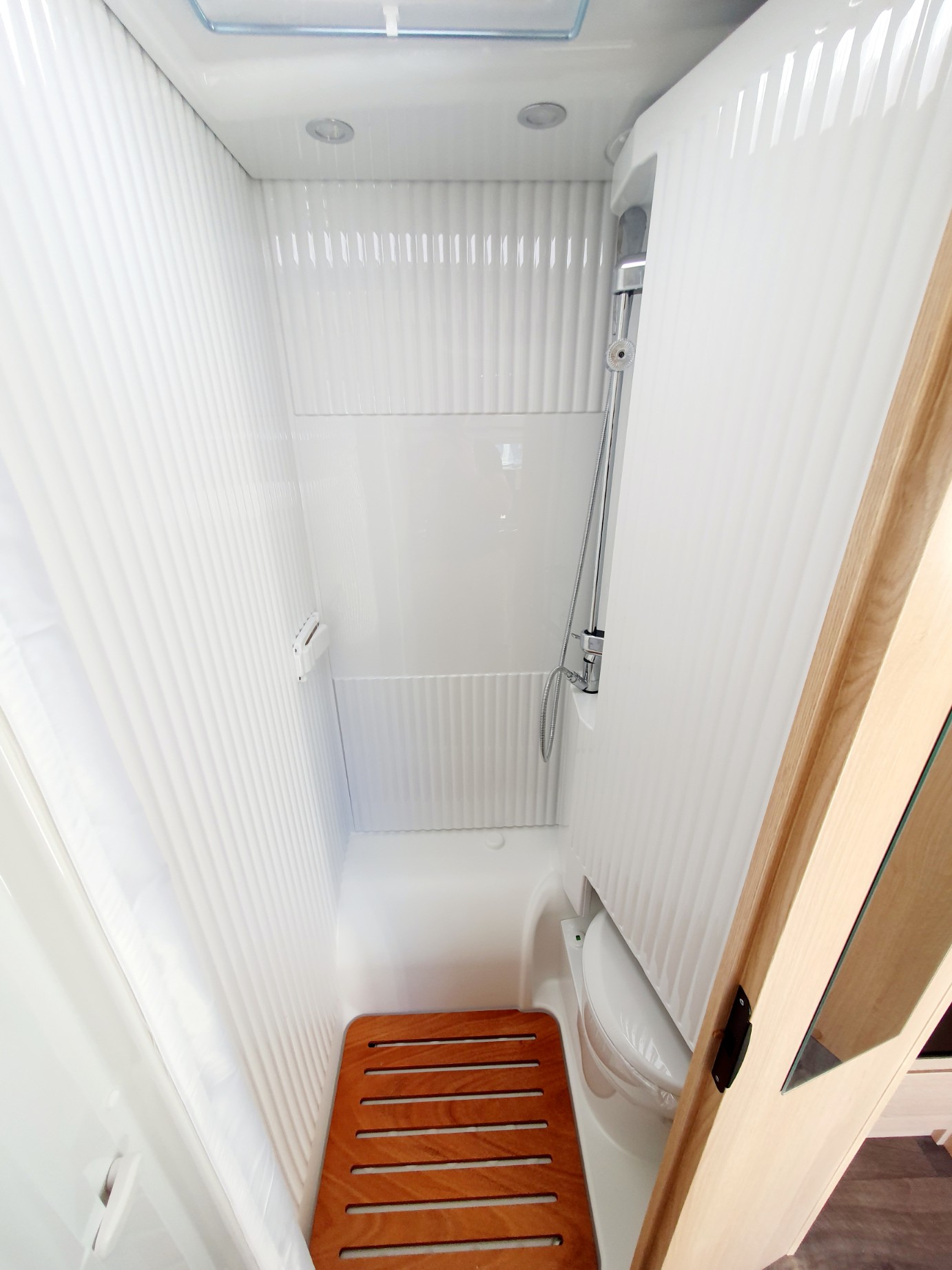 CAMPING CAR SUNLIGHT V67 S ADVENTURE EDIT