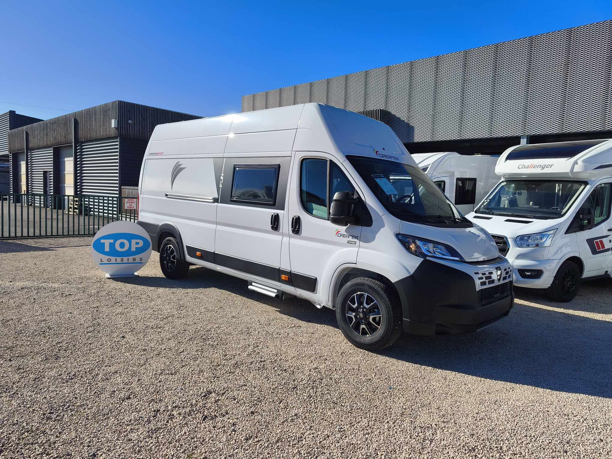 FOURGON DREAMER CAMPER SPORT FUN