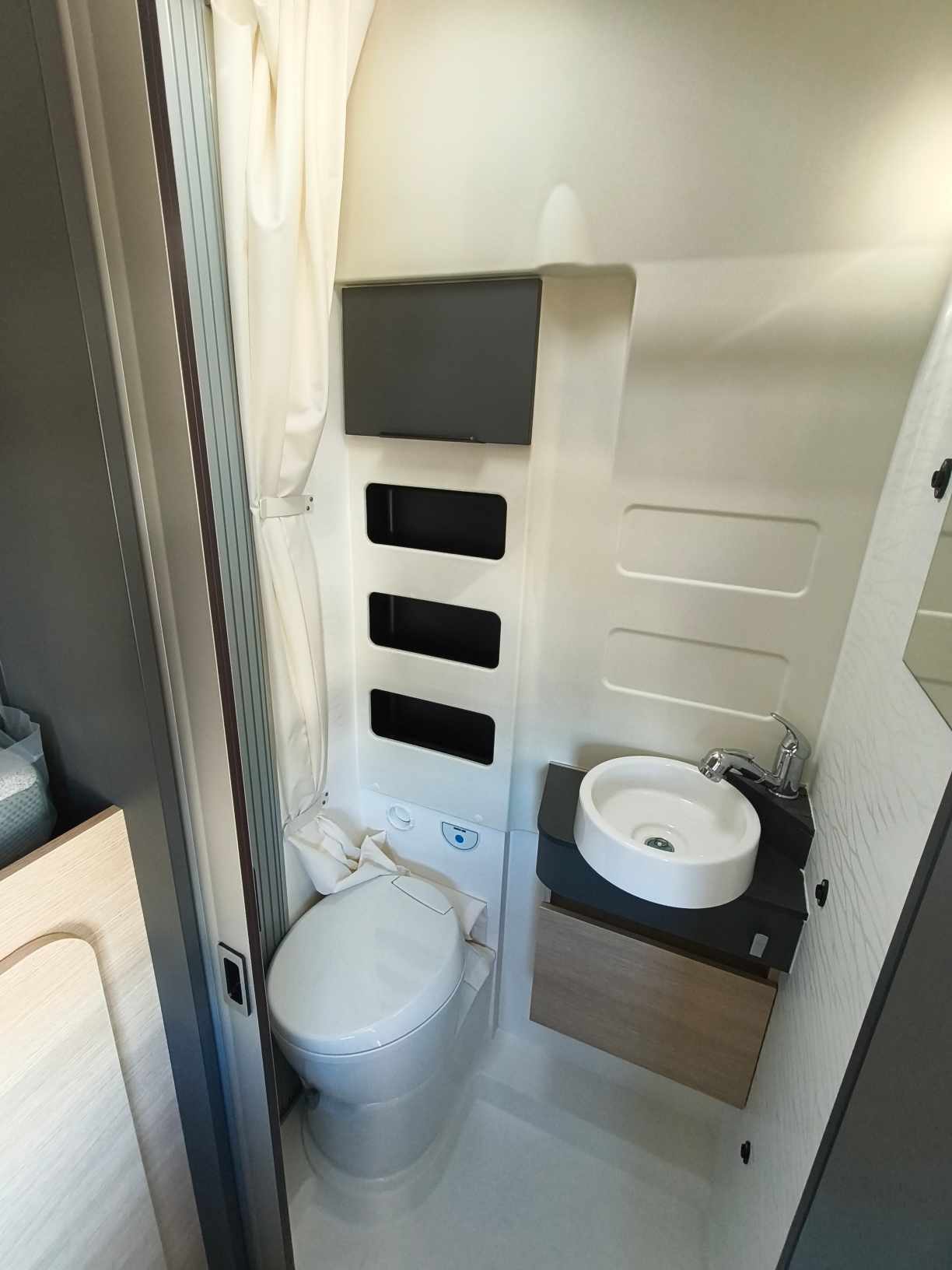 FOURGON DREAMER CAMPER SPORT FUN