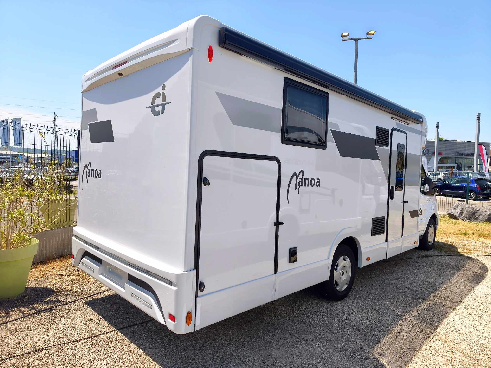 CAMPING CAR CI MANOA 74XT