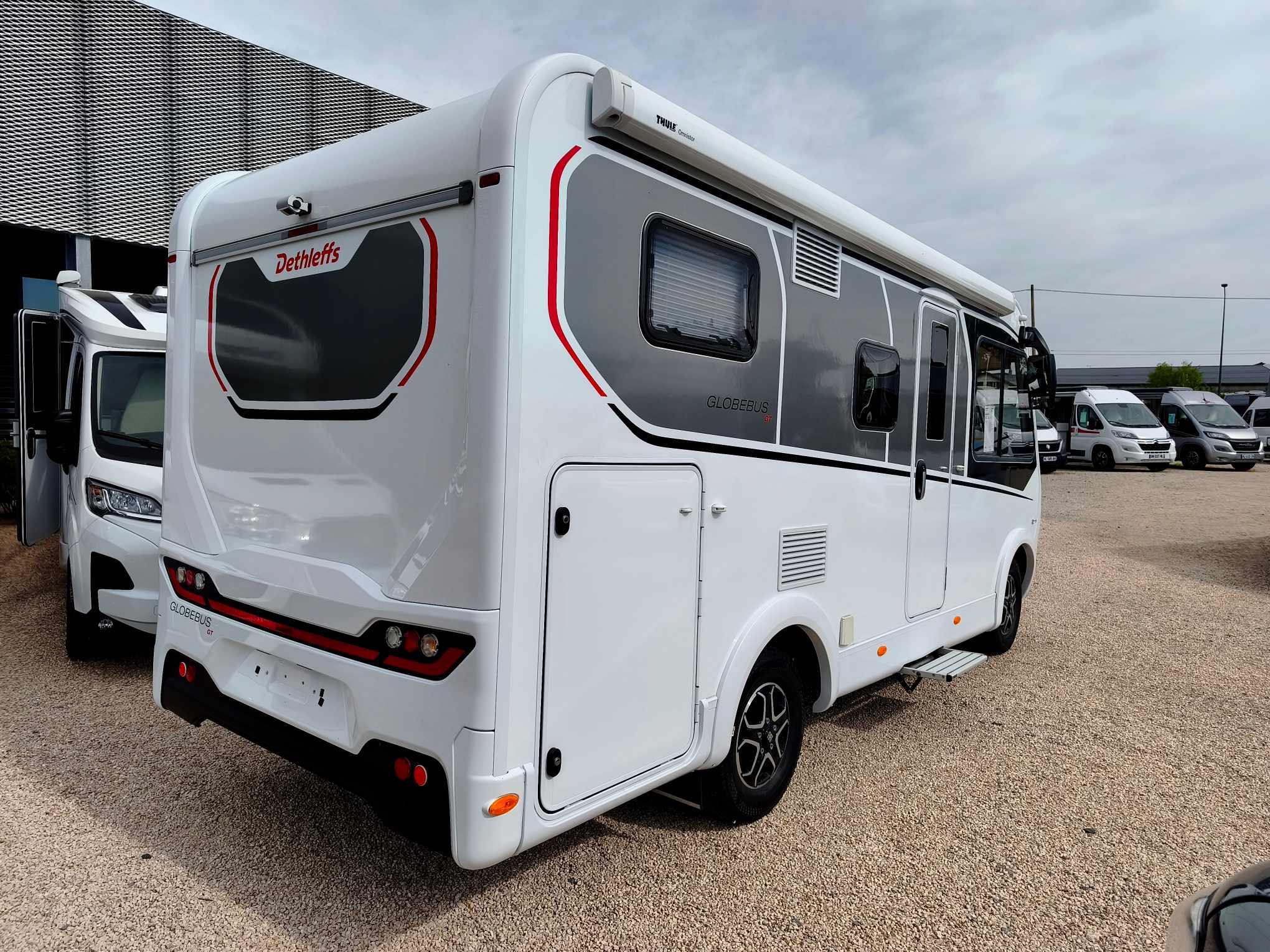 CAMPING CAR DETHLEFFS GLOBEBUS I1