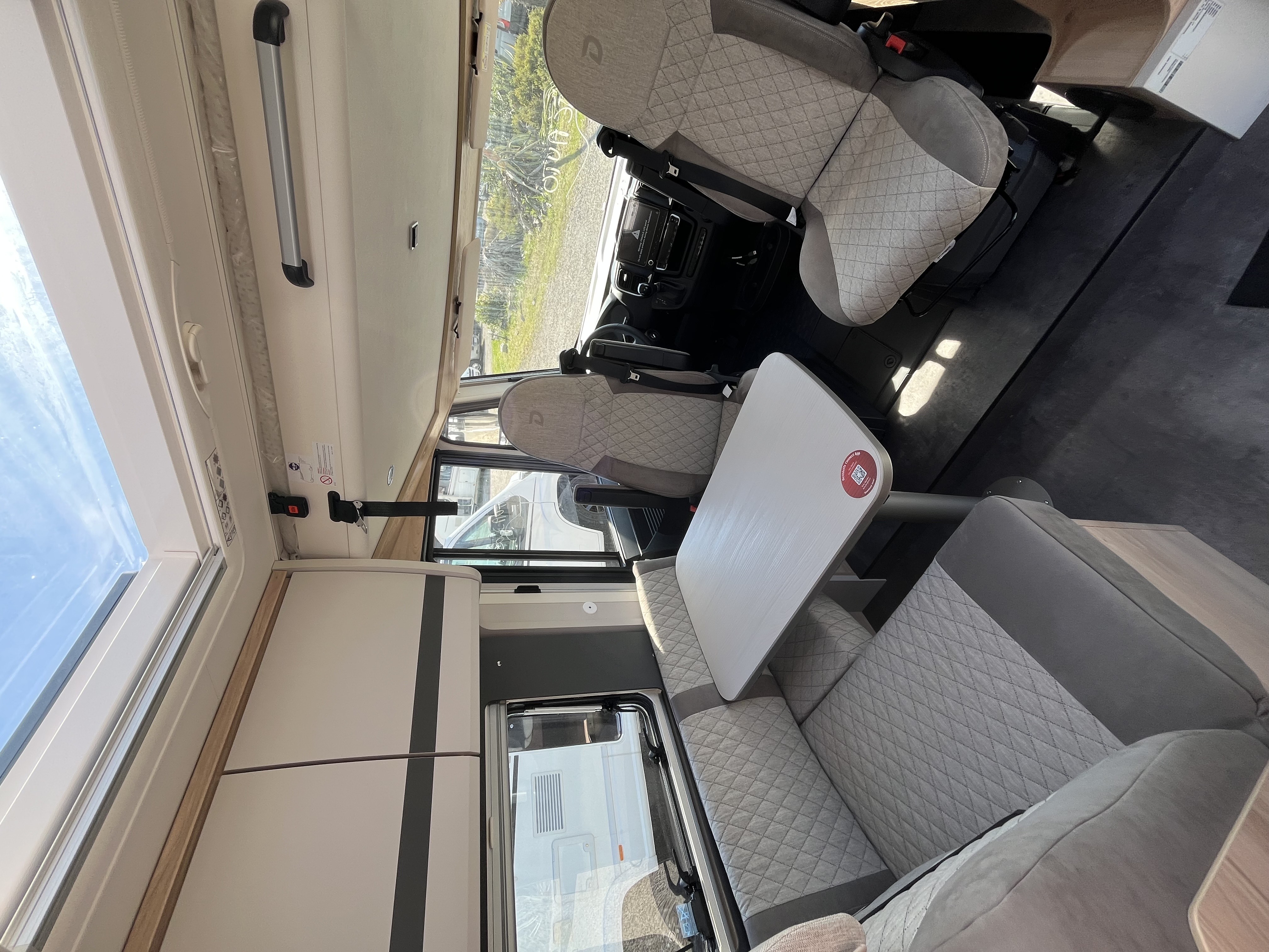 CAMPING CAR DETHLEFFS GLOBEBUS I1
