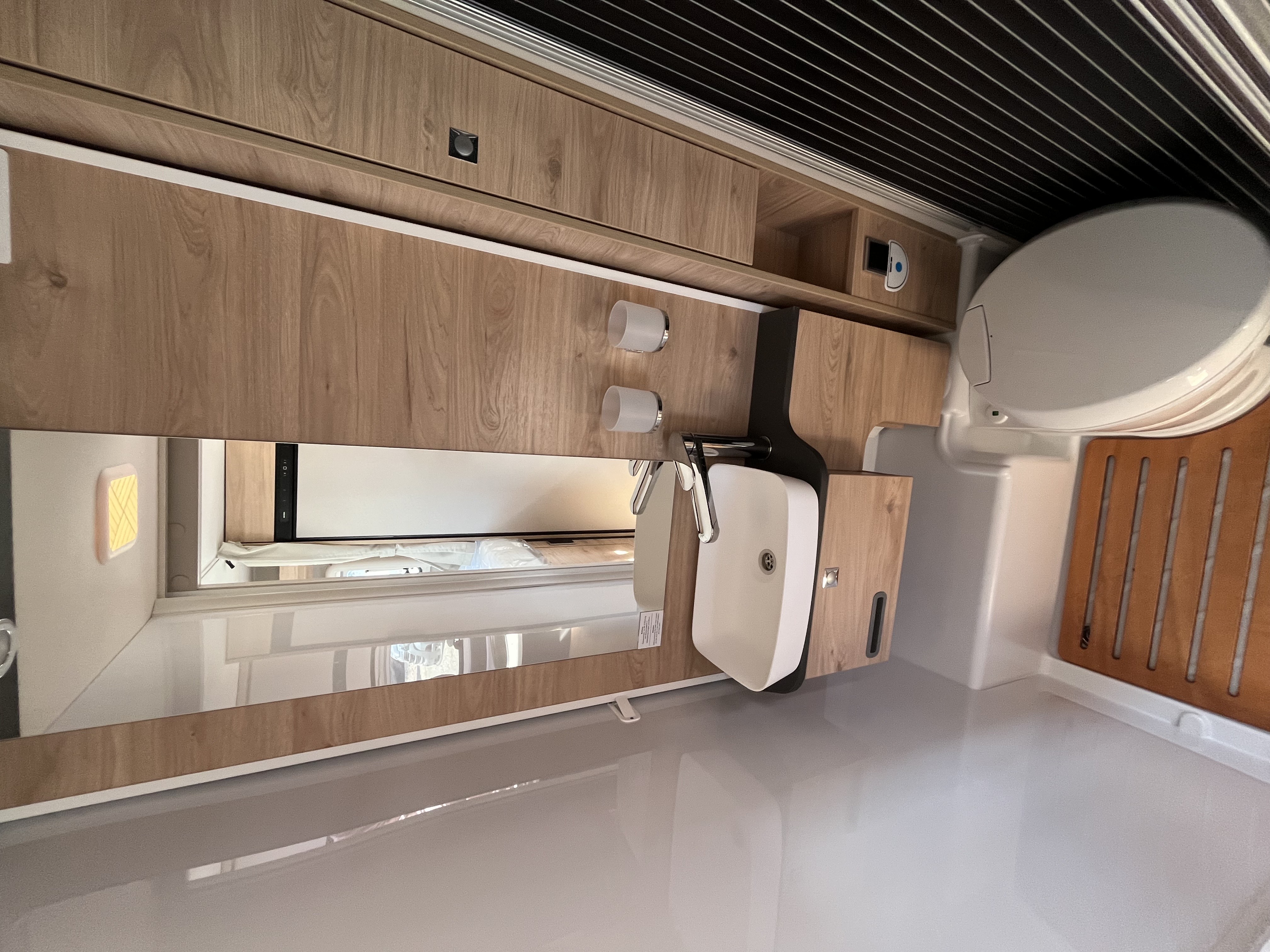 CAMPING CAR DETHLEFFS GLOBEBUS I1