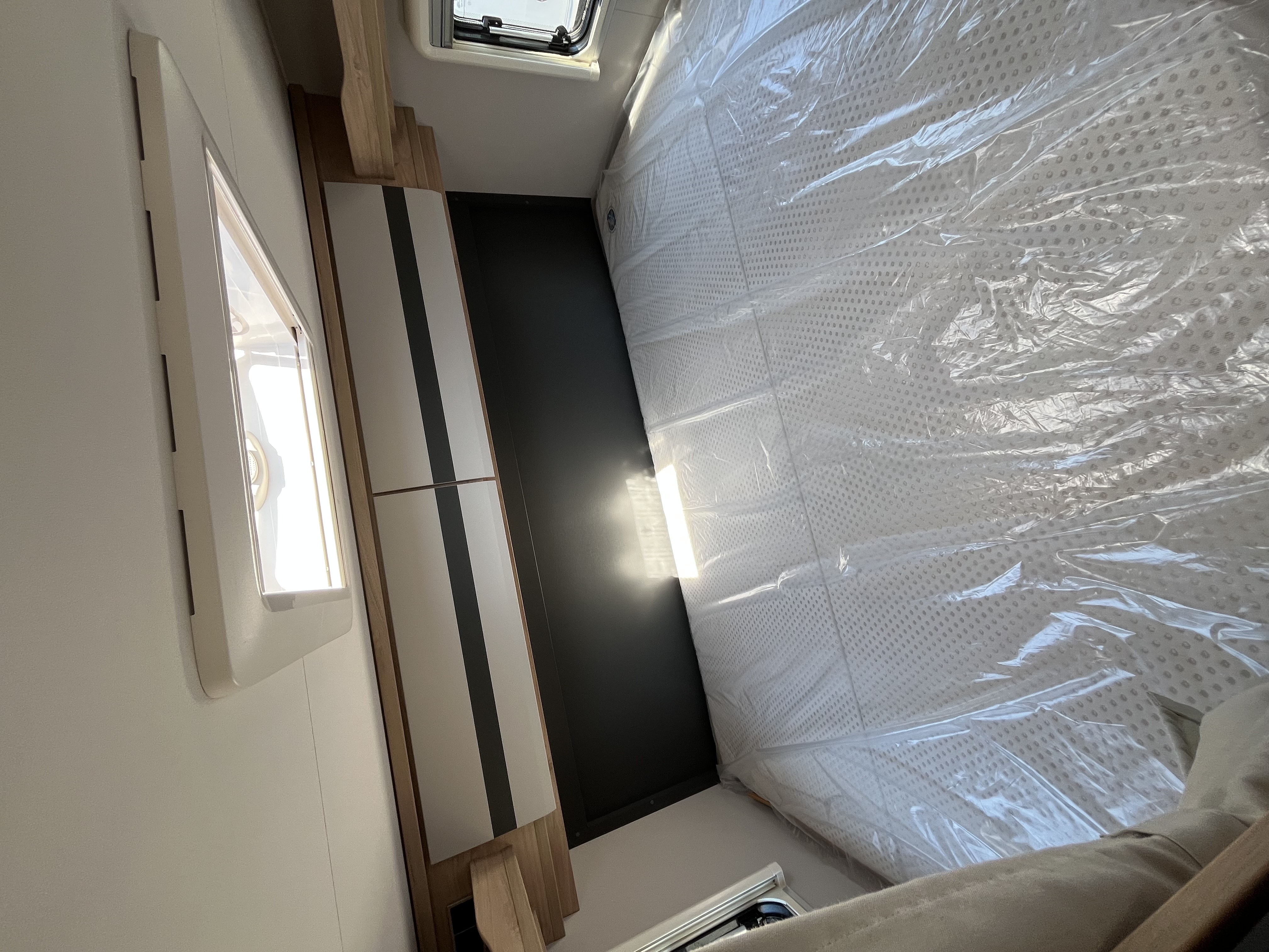 CAMPING CAR DETHLEFFS GLOBEBUS I1