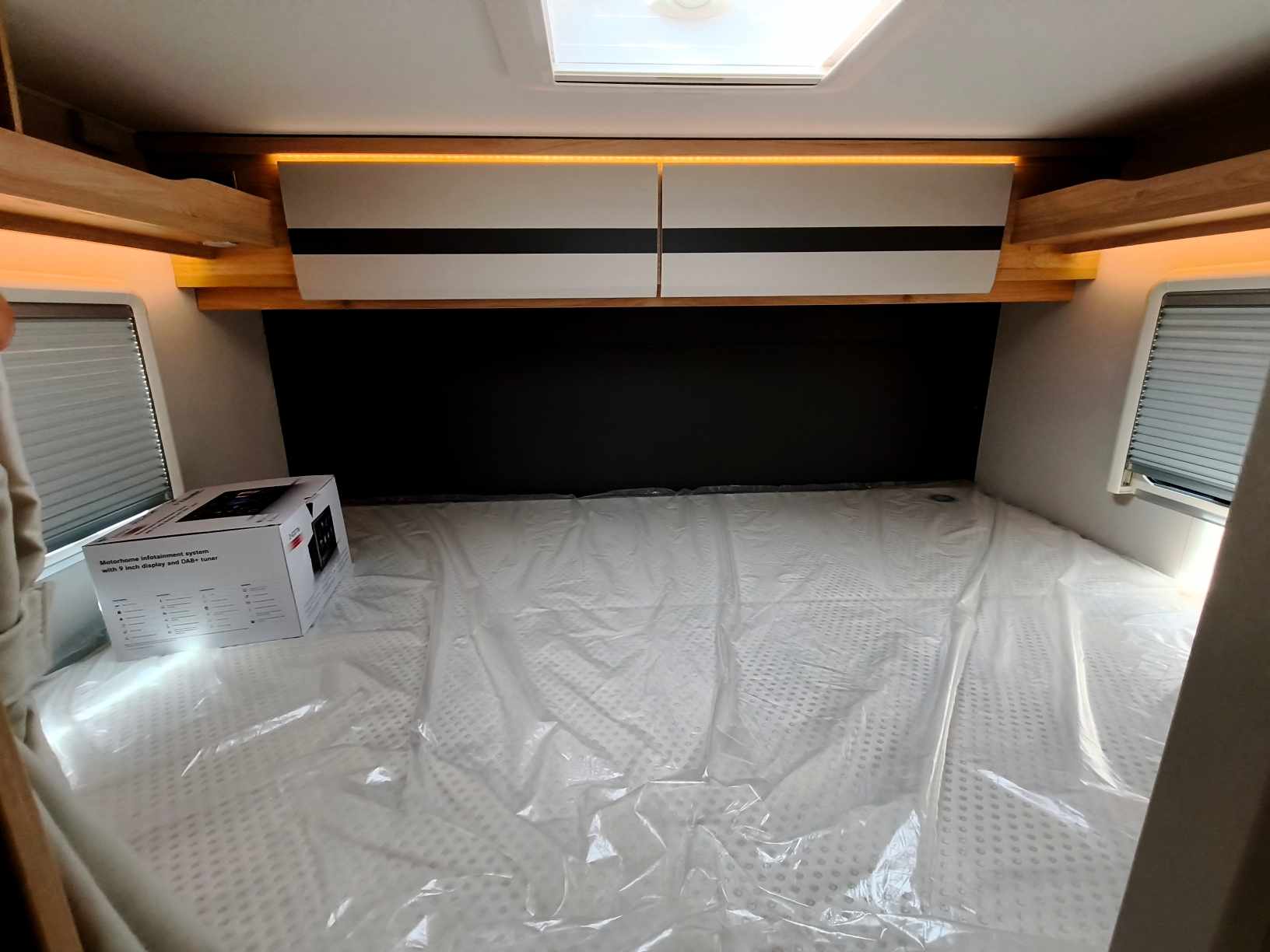 CAMPING CAR DETHLEFFS GLOBEBUS I1