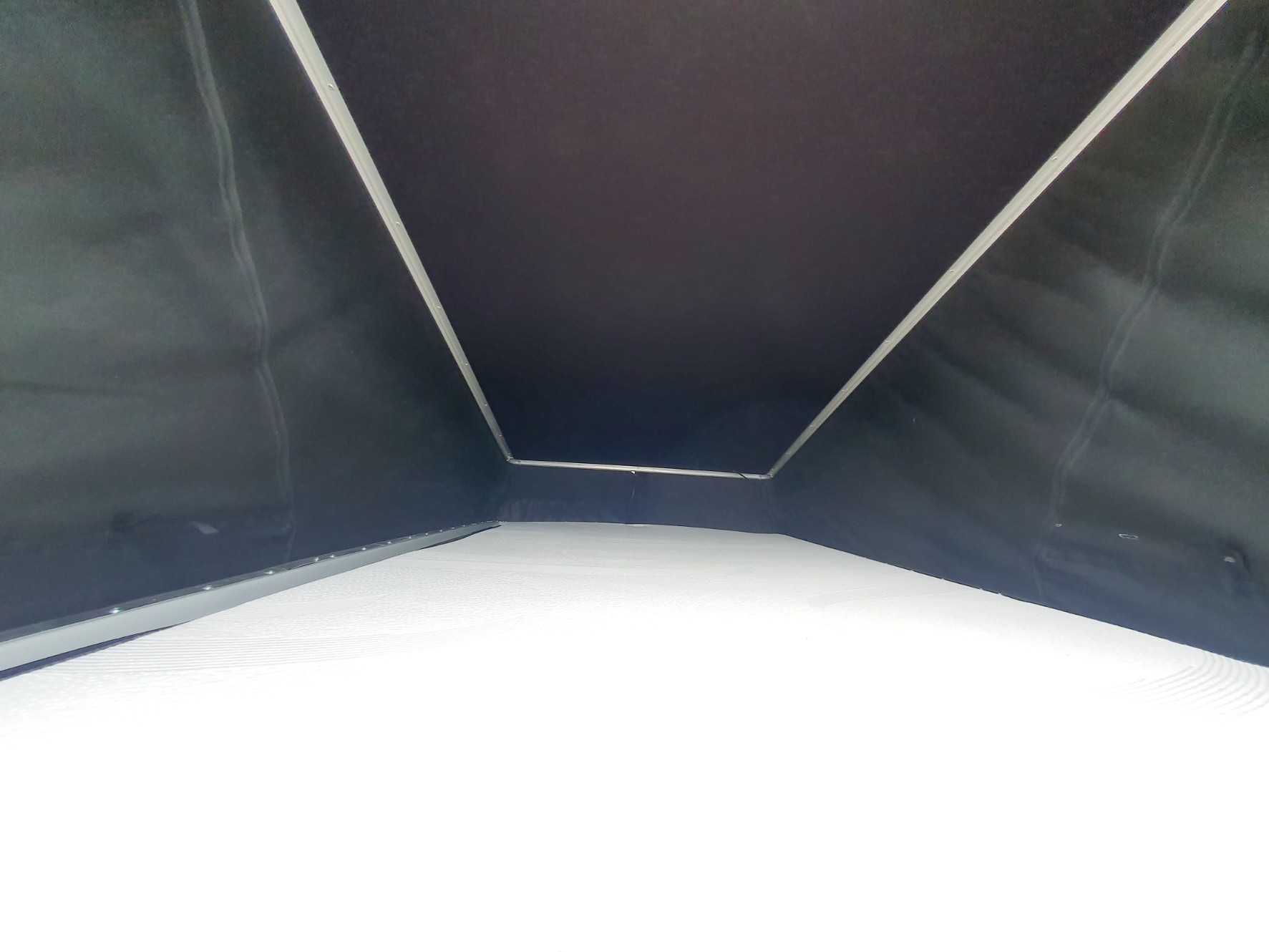 VAN FONT VENDOME AUTOCAMPER