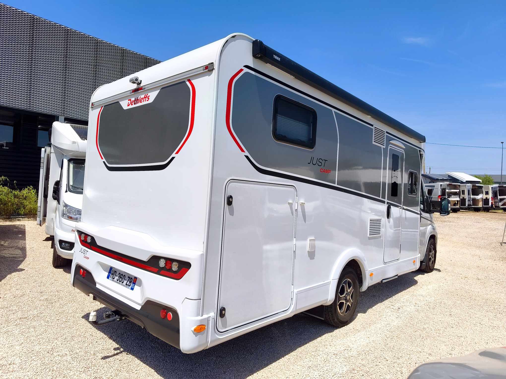 CAMPING CAR DETHLEFFS JUST T 7052 EBL