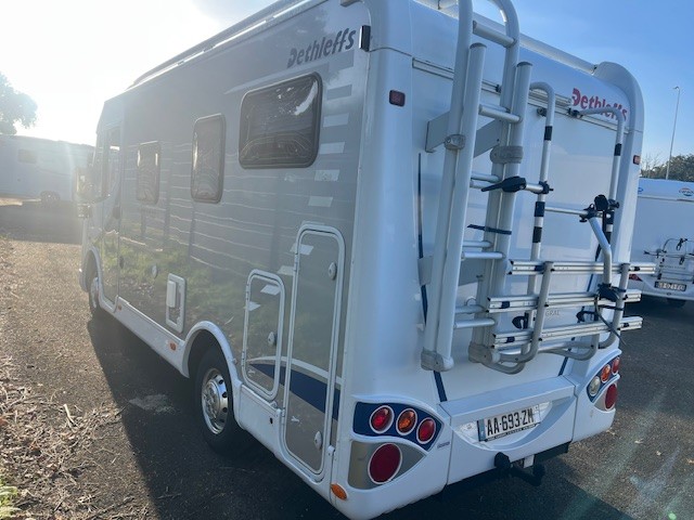 CAMPING CAR DETHLEFFS GLOBEBUS I1