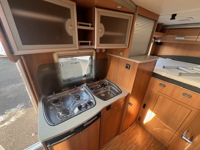 CAMPING CAR DETHLEFFS GLOBEBUS I1