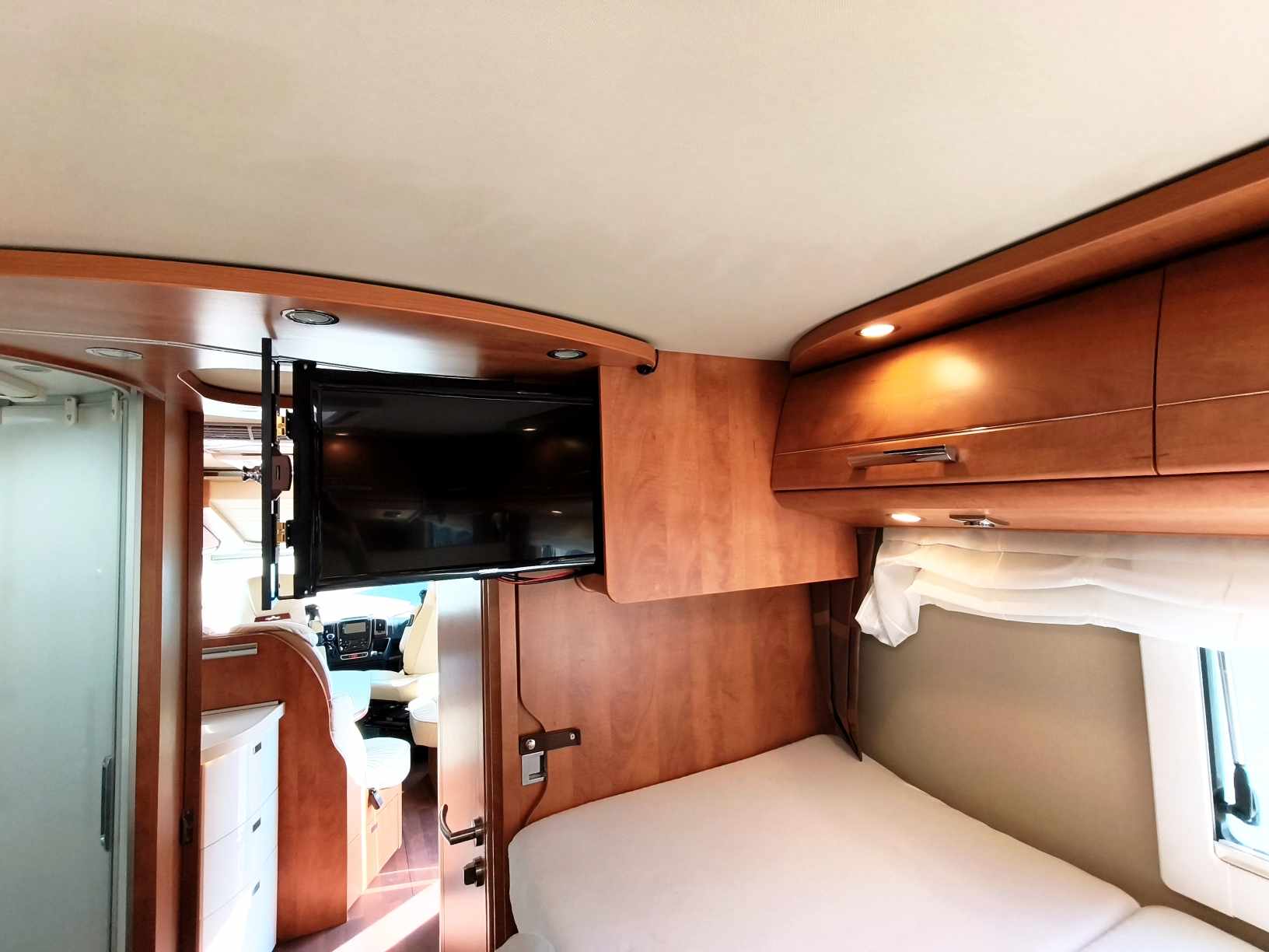 CAMPING CAR CARTHAGO C LINE CHIC 4.9