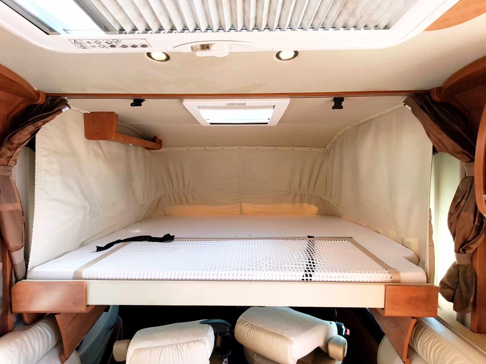 CAMPING CAR CARTHAGO C LINE CHIC 4.9