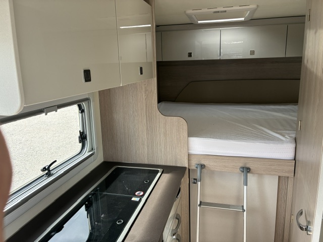 CAMPING CAR BURSTNER NEXXO VAN T 590G