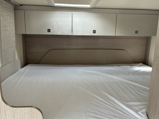 CAMPING CAR BURSTNER NEXXO VAN T 590G