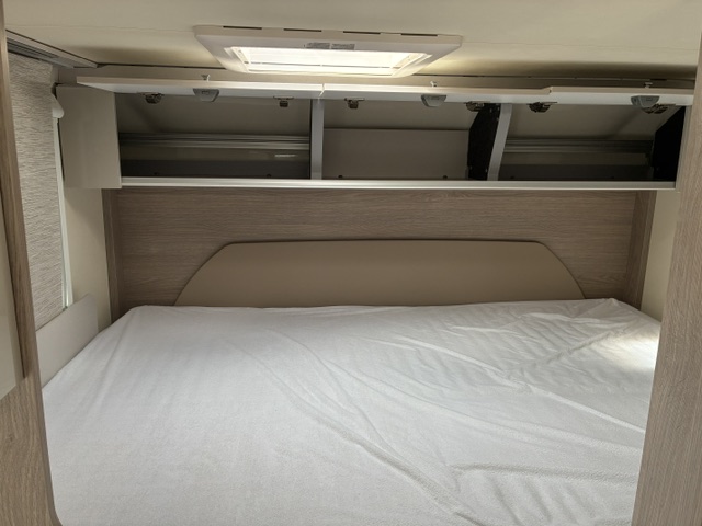 CAMPING CAR BURSTNER NEXXO VAN T 590G